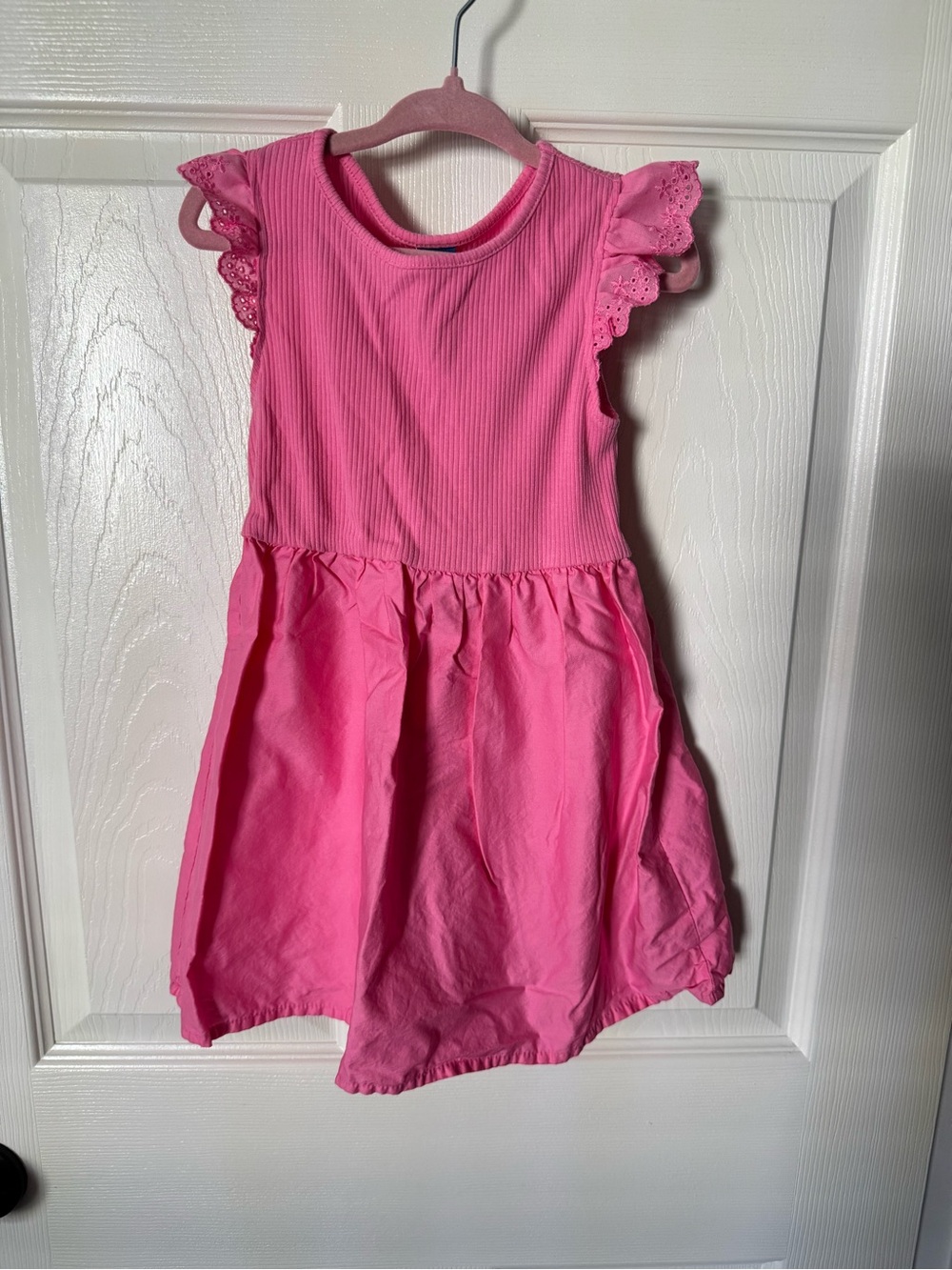 Old Navy Flutter Sleeve dress